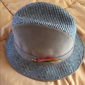 Vendome Greenwich village fedora Sz medium